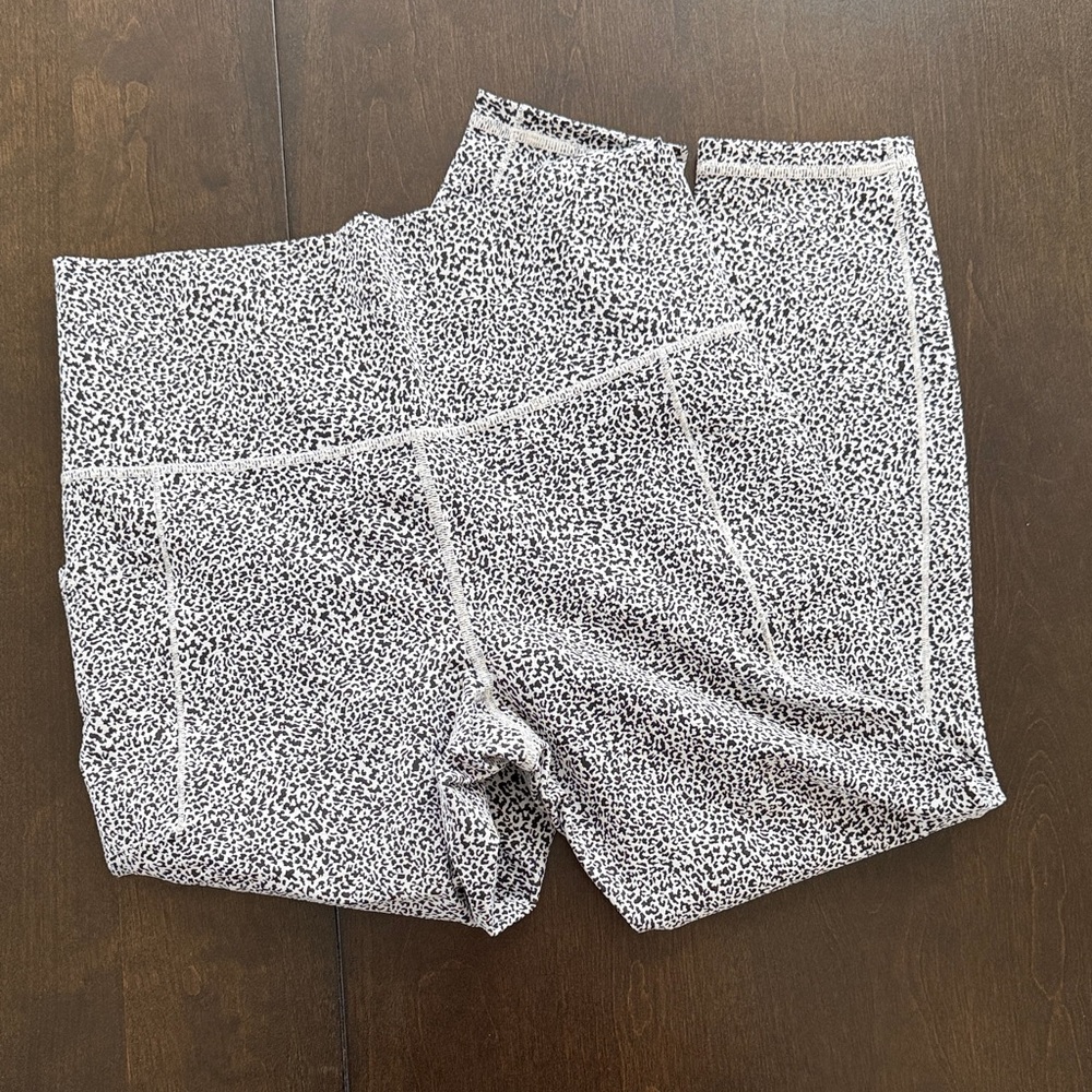 Athleta Black and White Patterned Leggings